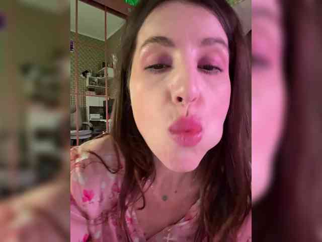 MilashaNyasha webcam