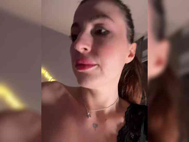 MilashaNyasha webcam