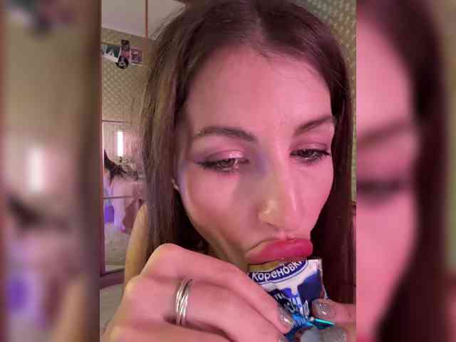 MilashaNyasha Live Webcam on BongaCams