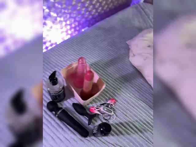 MilashaNyasha webcam