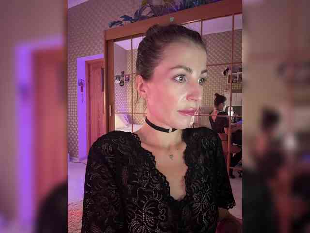 MilashaNyasha webcam
