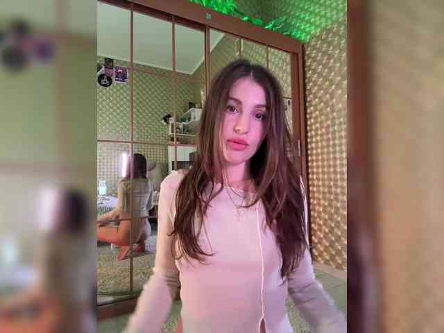 MilashaNyasha webcam