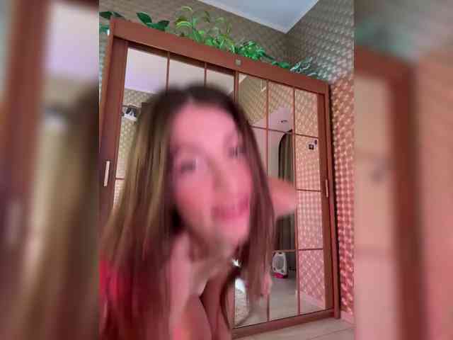 MilashaNyasha webcam