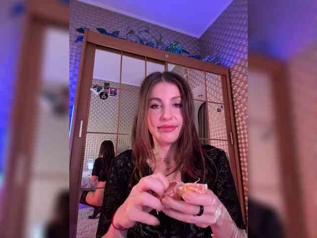 MilashaNyasha webcam