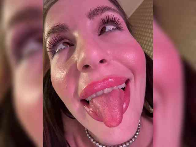 MilashaNyasha webcam