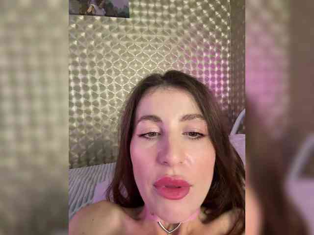 MilashaNyasha webcam