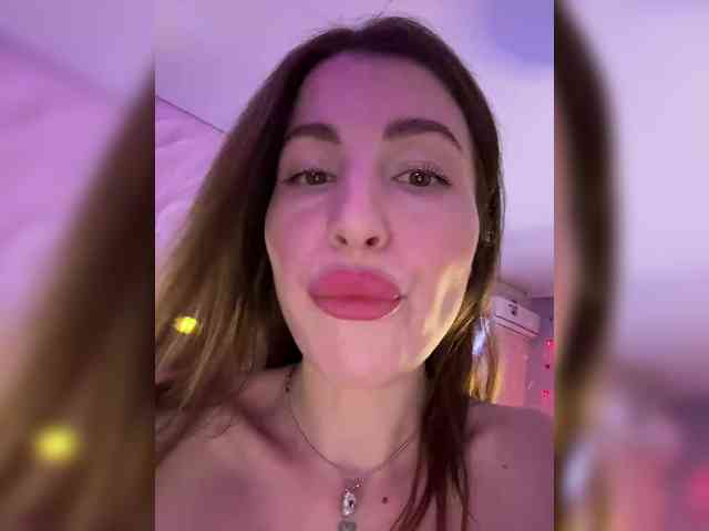 MilashaNyasha webcam