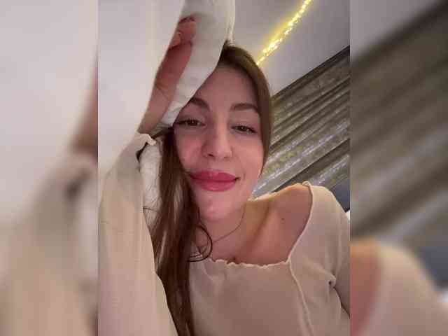 MilashaNyasha webcam