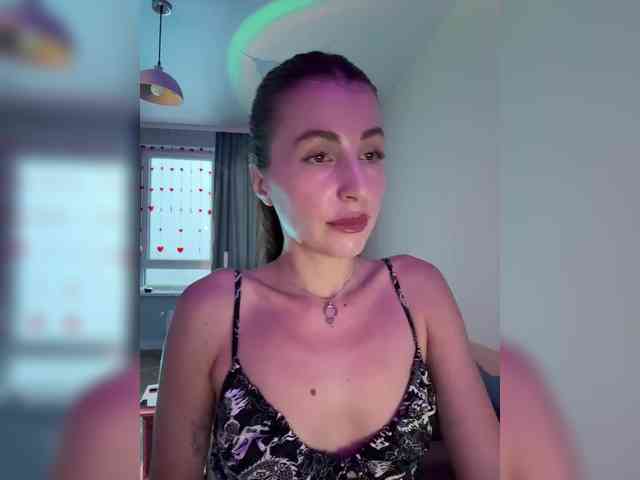 MilashaNyasha webcam