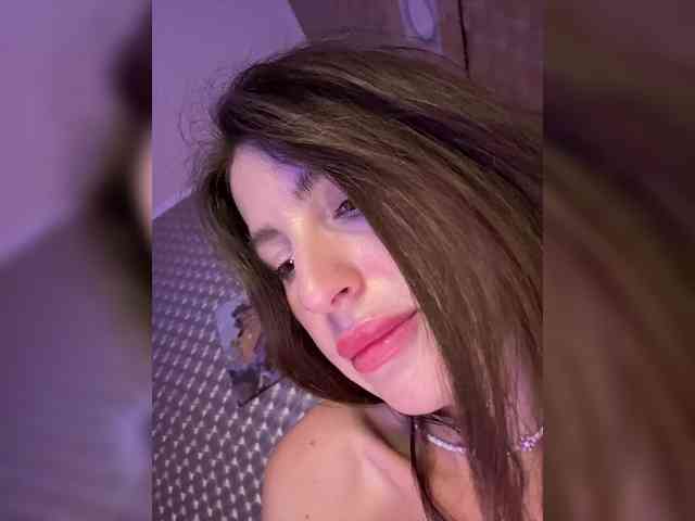 MilashaNyasha webcam