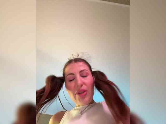 MilashaNyasha webcam