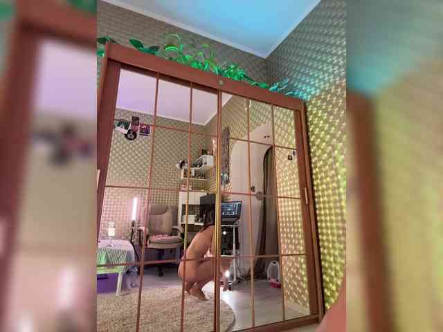 MilashaNyasha webcam