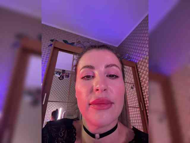 MilashaNyasha webcam