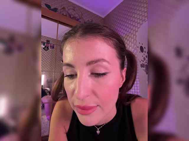 MilashaNyasha webcam