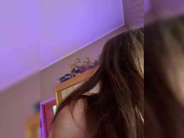 Модель: MilashaNyasha