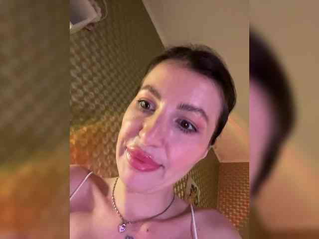 MilashaNyasha webcam