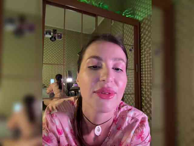 MilashaNyasha webcam