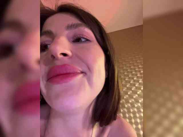 MilashaNyasha webcam