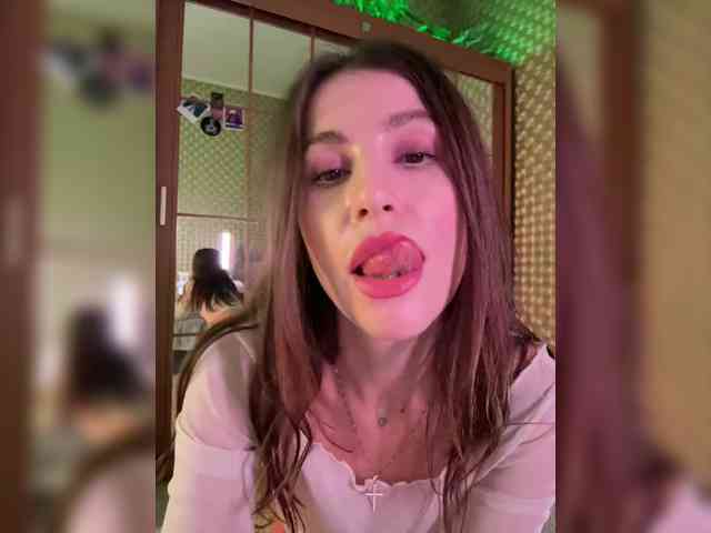 MilashaNyasha webcam