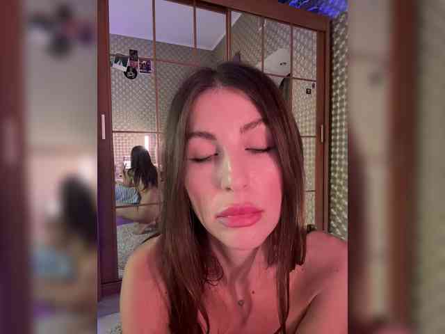 MilashaNyasha webcam