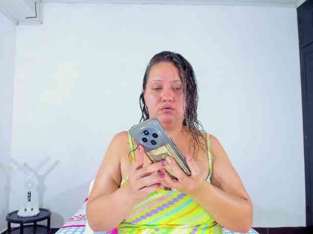 camilafox webcam
