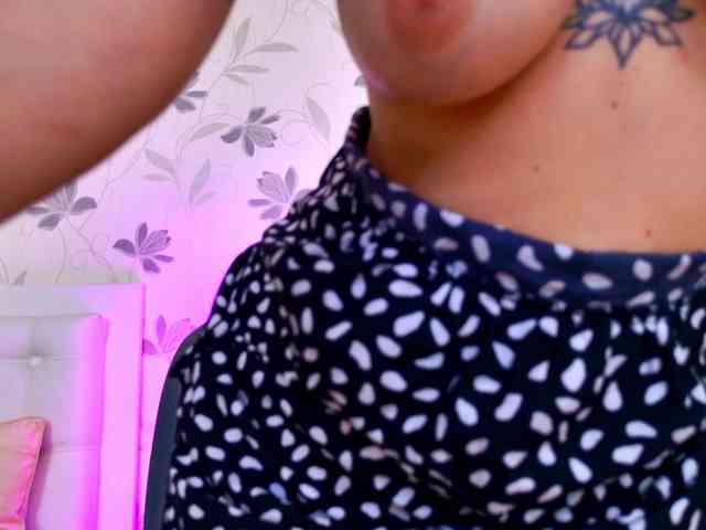 bewitchingeva webcam