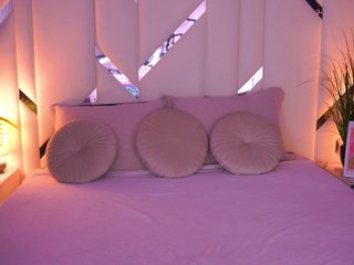 FloraGreys Porn Show