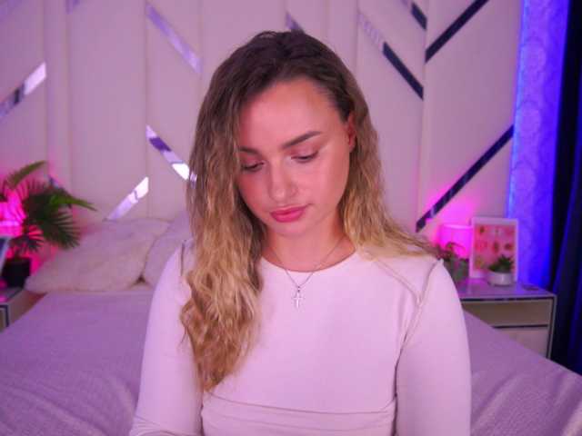 FloraGreys from BongaCams is Freechat