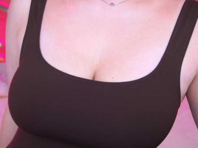  FloraGreys chat room