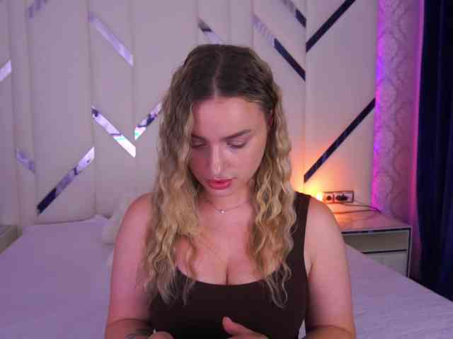 sex cam free FloraGreys