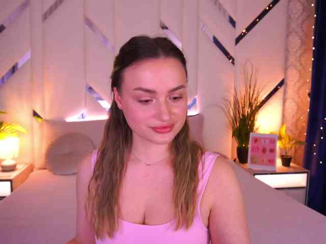 live chat cam FloraGreys