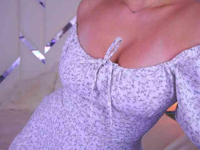 FloraGreys webcam