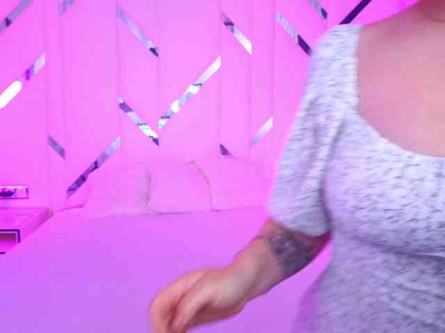 FloraGreys webcam