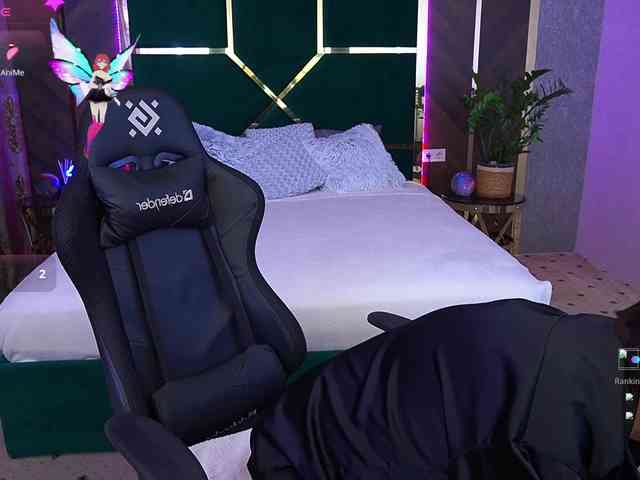 MilaMils webcam