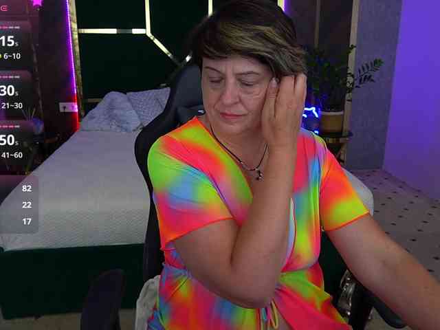 MilaMils webcam