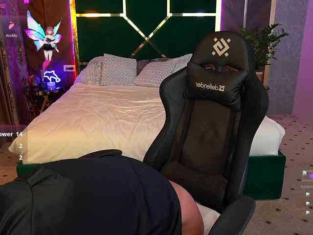 MilaMils webcam