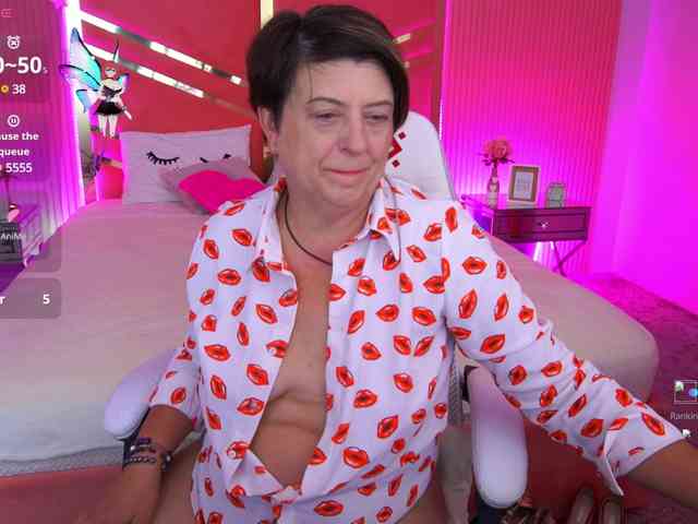 MilaMils Live Webcam on BongaCams