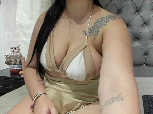 catalinalatin webcam