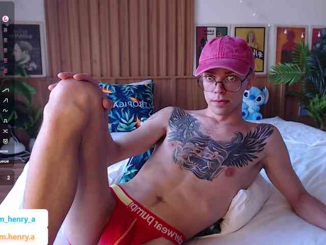 William-Henry Live Webcam on BongaCams