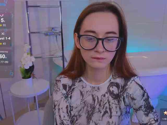 DarkLola webcam