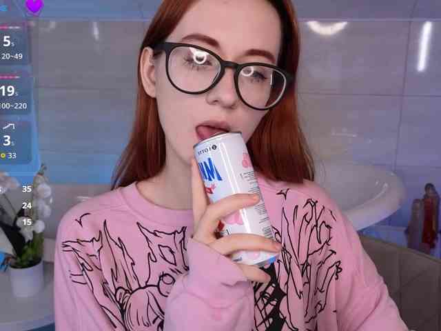 DarkLola webcam
