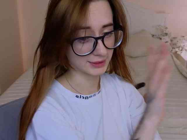 DarkLola webcam