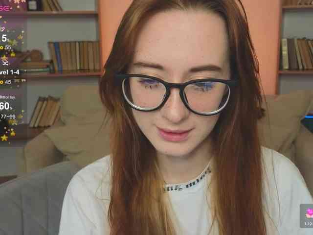 DarkLola webcam