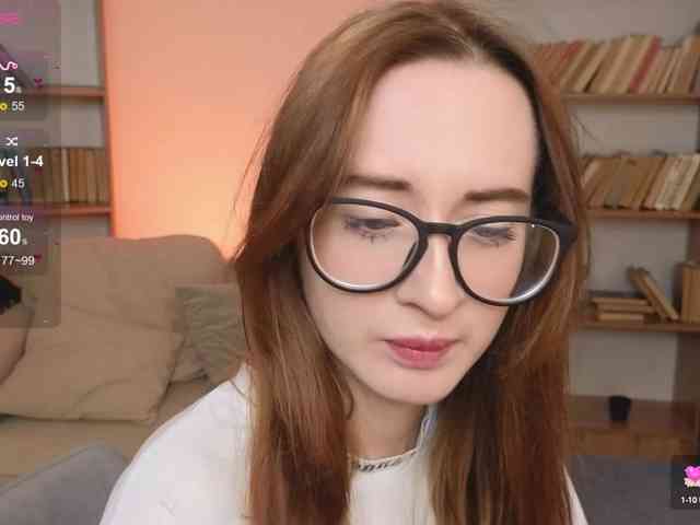 DarkLola webcam