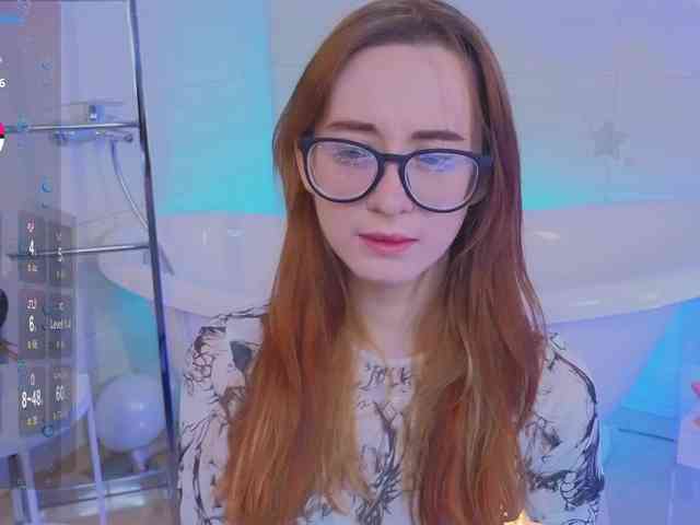 DarkLola webcam