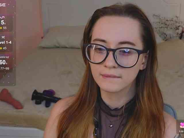 DarkLola webcam