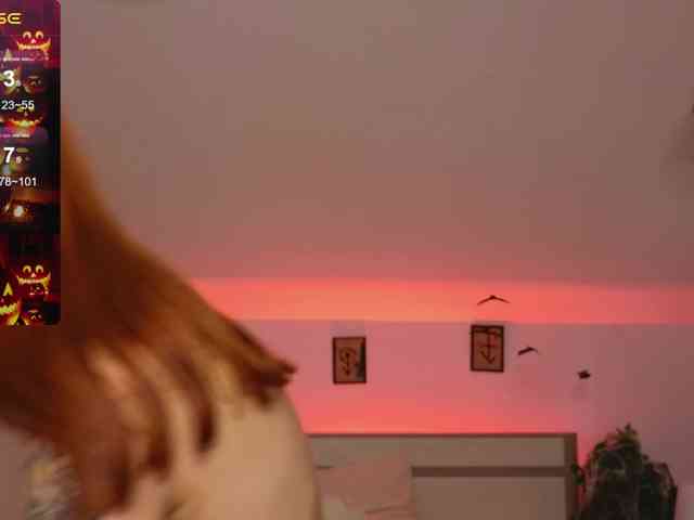 DarkLola webcam