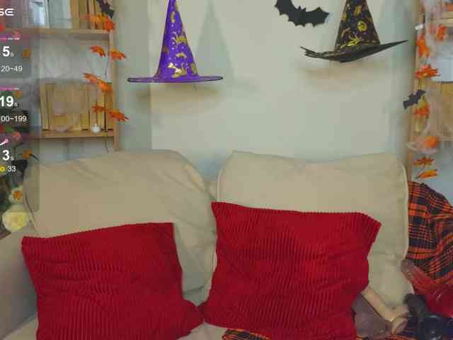 DarkLola webcam