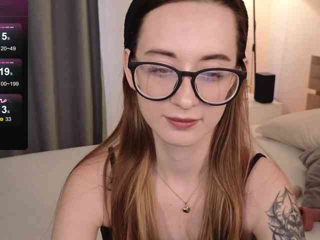 DarkLola webcam