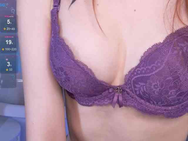 DarkLola webcam